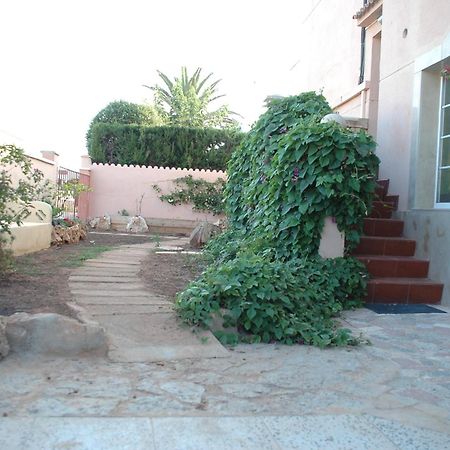 Hostal Paris Ciutadella ثيوداديلا المظهر الخارجي الصورة
