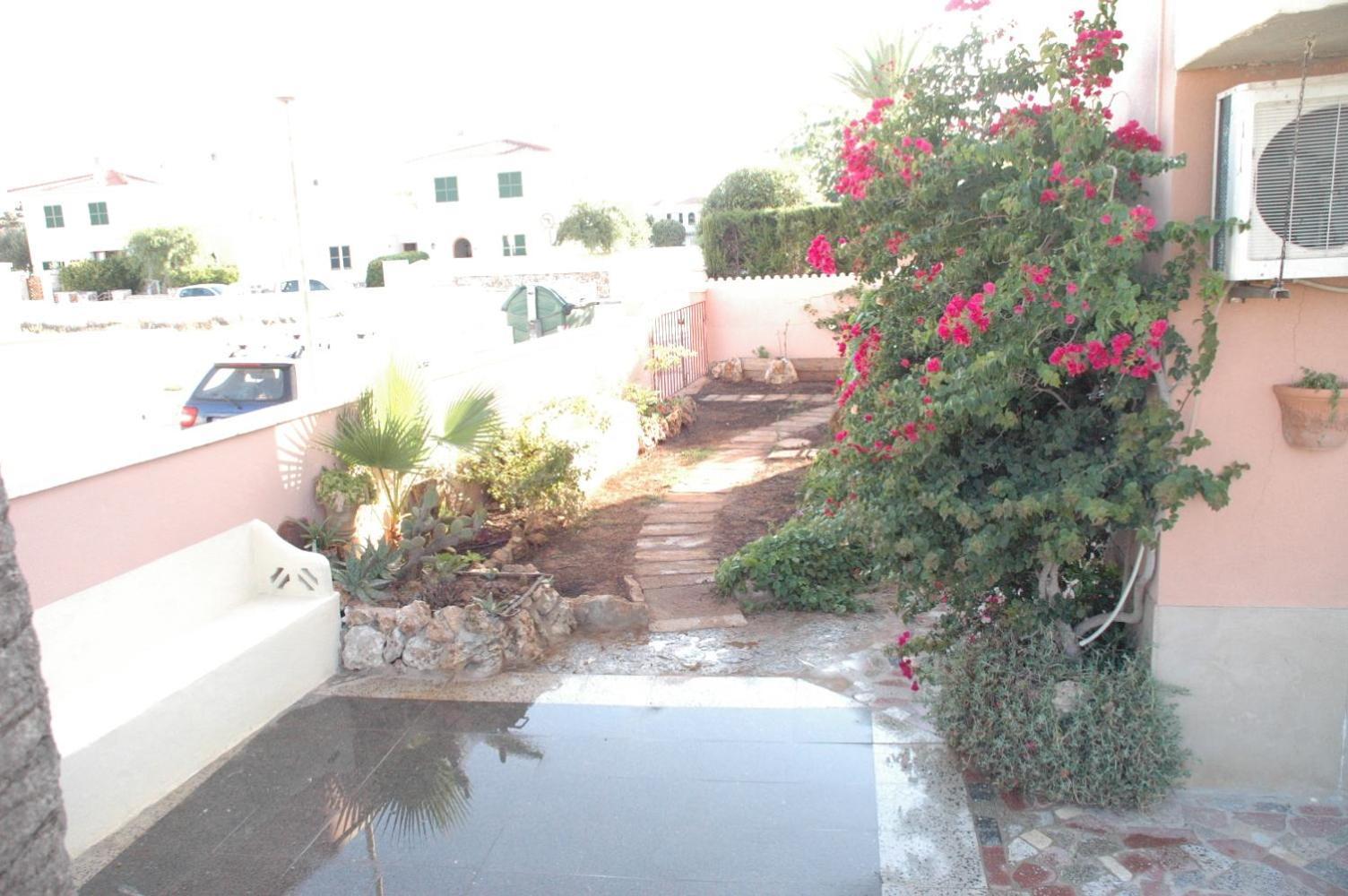 Hostal Paris Ciutadella ثيوداديلا المظهر الخارجي الصورة