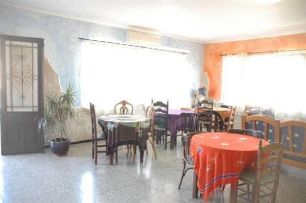 Hostal Paris Ciutadella ثيوداديلا المظهر الخارجي الصورة